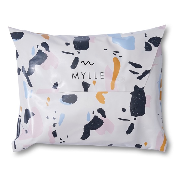 Mylle Terrazzo Inflatable Pool - Picture 7 of 8